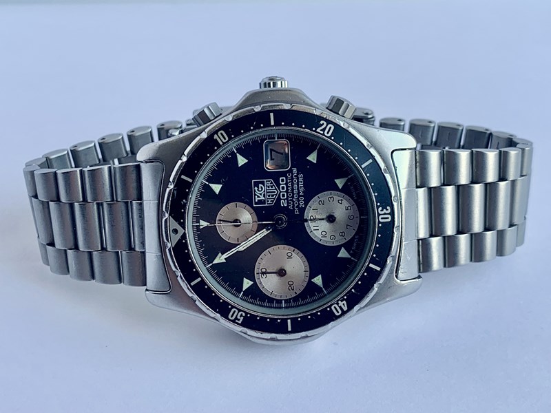 TAG HEUER 2000 AUTOMATIC CHRONOGRAPH DIVER with panda dial circa 1985